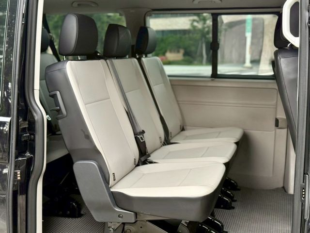 市場稀有204匹 短軸 雙開門 非營業車 雙區恆溫 安卓機 LED頭尾燈  第10張相片