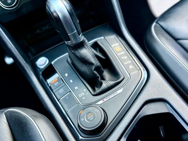 限量越野版 黑化套件 雙前電動椅 記憶裝置 加熱椅 ACC  第7張相片