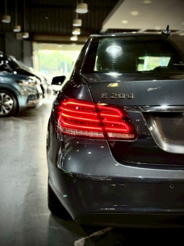 Classis 前後雷達 雙前座電動椅 記憶裝置 衛星導航  第4張相片