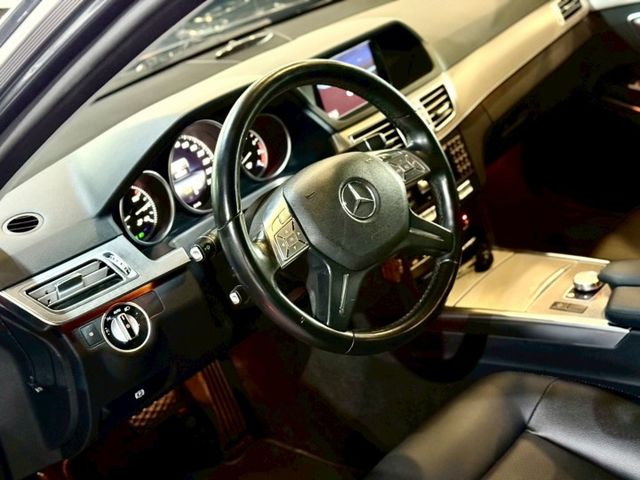 Classis 前後雷達 雙前座電動椅 記憶裝置 衛星導航  第5張相片