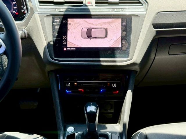 Elegance LV2跟車 360環景 自動停車 盲點 車維 電動椅  第8張相片