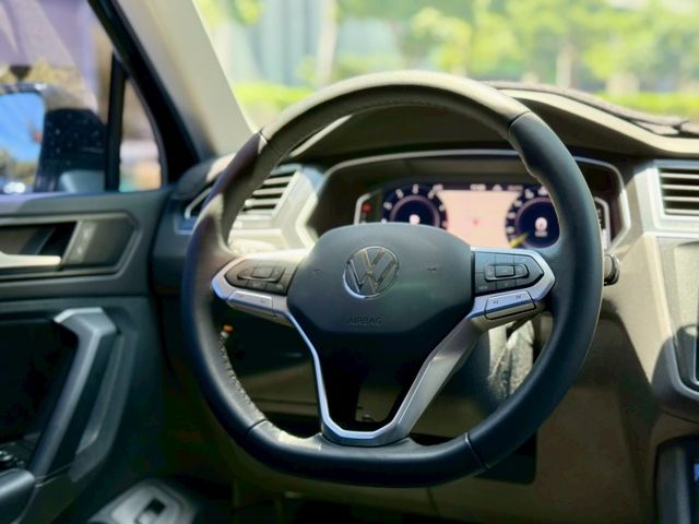 Elegance LV2跟車 360環景 自動停車 盲點 車維 電動椅  第9張相片