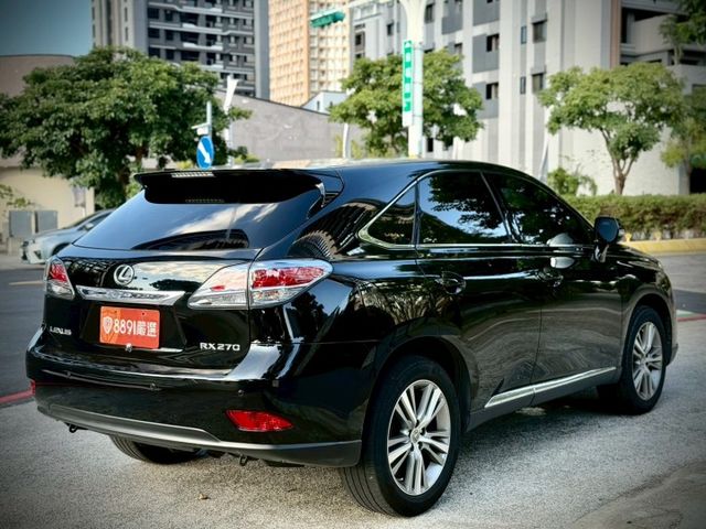 25周年特仕版 黑天棚 抬顯 NAVI 天窗  第2張相片