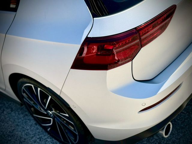 首發版 僅跑4萬 消光銀 冷熱通風椅 賽車椅 全景天窗  第4張相片