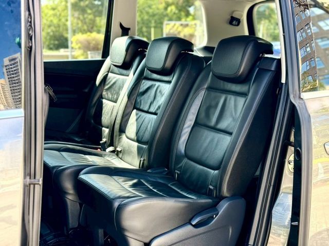 CL 電動椅 電尾門 電滑門 定速 皮椅  第8張相片