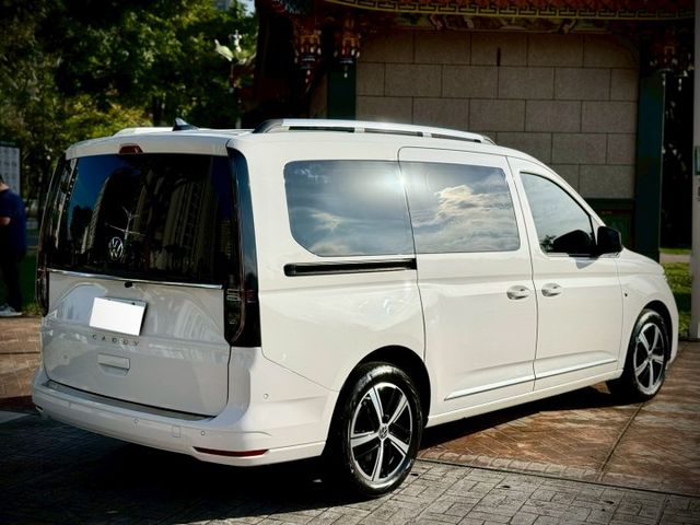 Style版 ACC 盲點 側門電吸 電動腰靠 自動停車  第2張相片