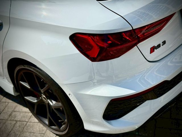 性能鋼砲 麂皮方向盤 跑排 B&O音響 全景 ACC  第4張相片