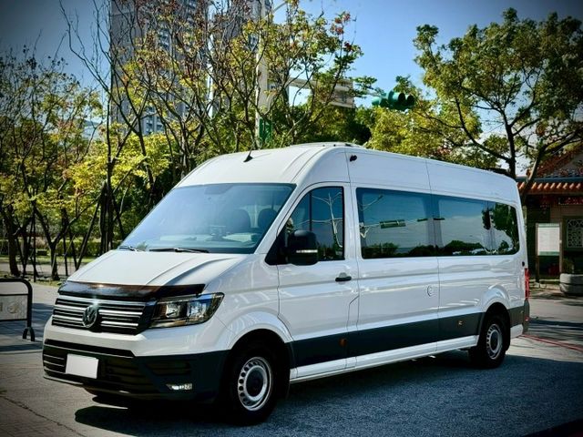 市場稀有 大T露營車 大金冷暖空調 馬桶 冰箱 盥洗設備 微波爐 洗手槽  第1張相片