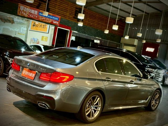 總代 M版 5AS 抬顯 電吸門 雙前座電動椅 記憶裝置 360  第2張相片