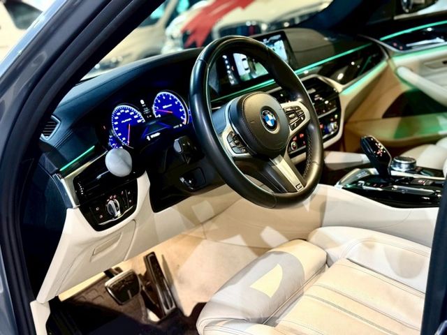 總代 M版 5AS 抬顯 電吸門 雙前座電動椅 記憶裝置 360  第5張相片