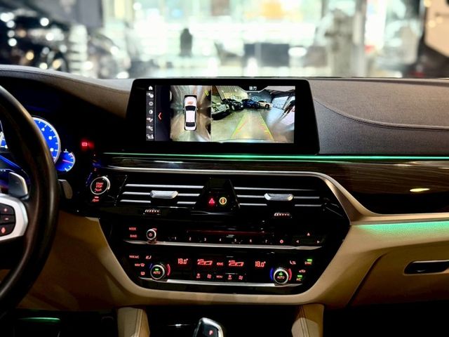 總代 M版 5AS 抬顯 電吸門 雙前座電動椅 記憶裝置 360  第9張相片