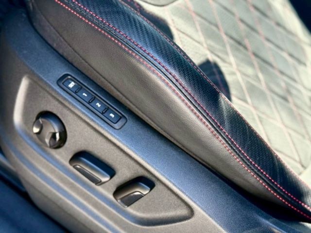 市場稀有 RS版 二階ECU TCU Brembo ZL1 馬力約360匹  第13張相片