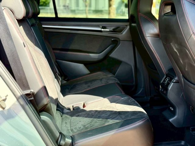 市場稀有 RS版 二階ECU TCU Brembo ZL1 馬力約360匹  第14張相片