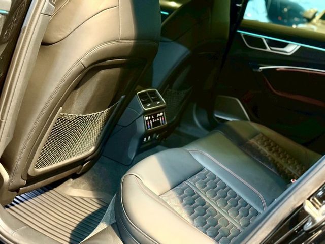 24年式 Performance 選配 黑化套件 高階B&O  第7張相片