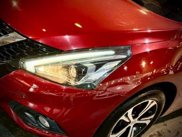 小改款 iTiida 旗艦版 恆溫 免鑰 摸門 抬顯 定速  第3張相片