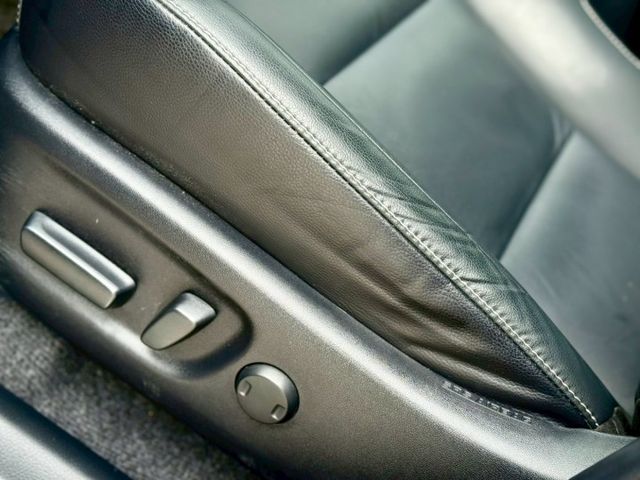 尊爵 小改款 ACC 車美士主機 抬顯 電動椅 全原廠保養  第10張相片