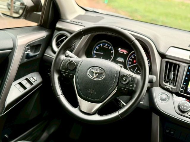 尊爵 小改款 ACC 車美士主機 抬顯 電動椅 全原廠保養  第12張相片