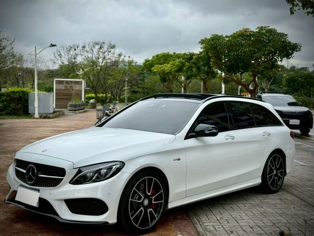 日規滿配 4鍵滿 全景 柏林 加熱椅 香氛套件 雙魚眼 夜色套件  第1張相片