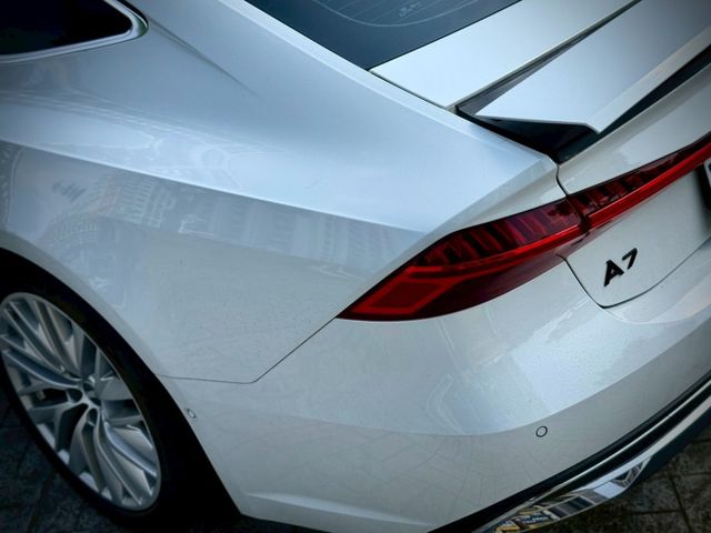 市場稀有 ACC 原廠保固中 改裝RS方向盤 B&O高音 環艙氣氛燈  第19張相片