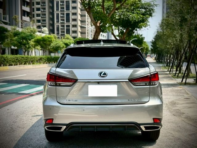 21年式 F版 ML音響 全景天窗 360環景 通風椅 抬顯  第3張相片