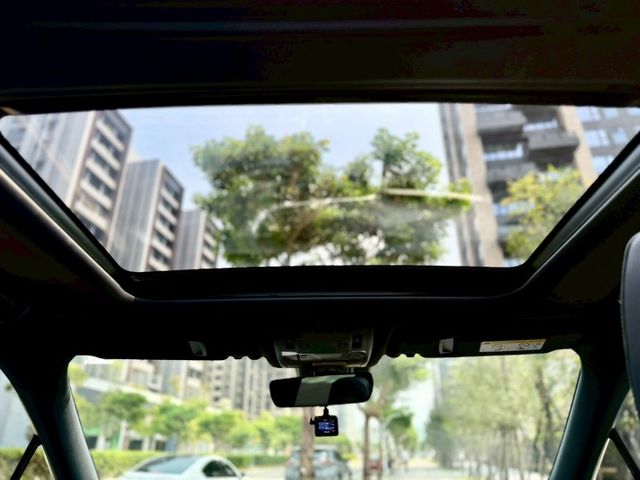 21年式 F版 ML音響 全景天窗 360環景 通風椅 抬顯  第17張相片