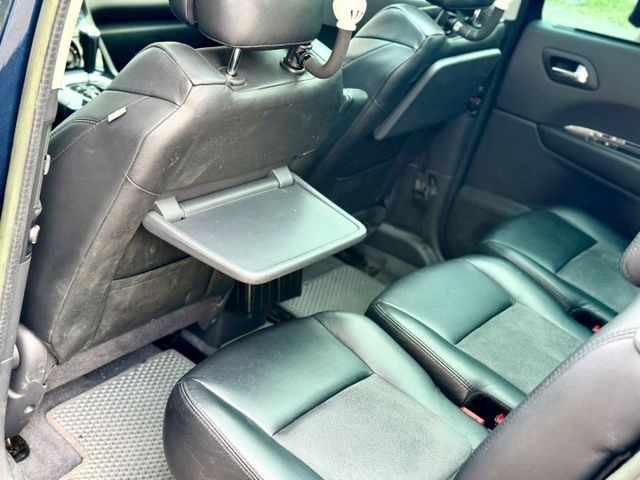 市場稀有 Premium Pack版本 全景天窗 7人座  第7張相片