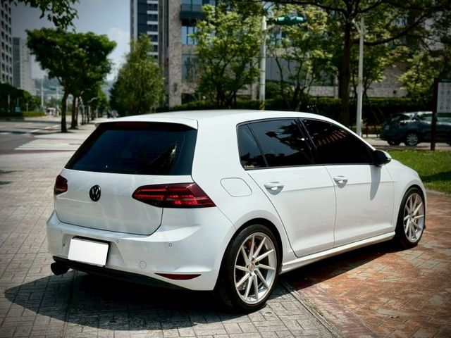 鋁圈 卡鉗 避震器 排氣管 LED頭燈 年度稅金8640  第4張相片