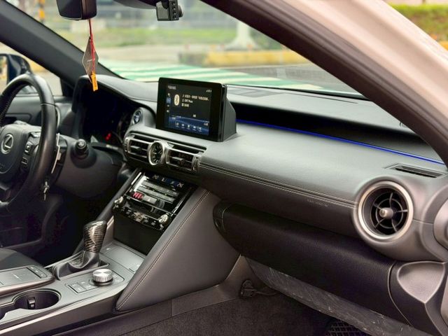 市場秒殺好貨 F SPORT 19吋鍛造鋁圈 全車犀牛皮 聖帕斯考爾  第6張相片