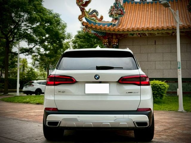 旗艦版 水晶排檔頭 M版鋁圈 360環景 5AU 無線car play  第3張相片