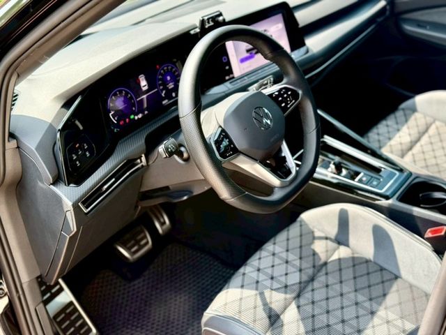 旅行車 H/K音響 抬顯 全景天窗 自動停車 矩陣頭燈  第9張相片