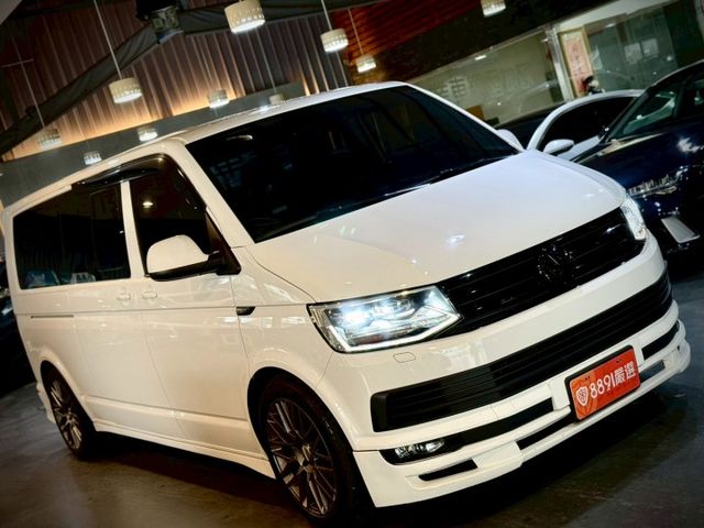 市場稀有 長軸 204P 四排椅 定速 快撥 安卓機 後排影音  第5張相片