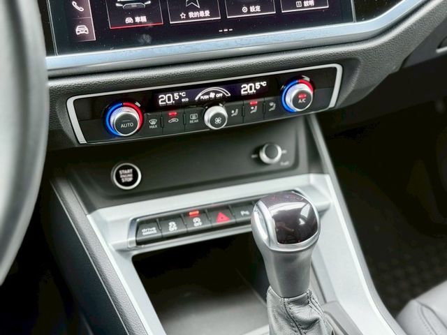S-Line ACC 盲點 車道維持 360環景 雙前電動椅 駕駛座記憶  第14張相片