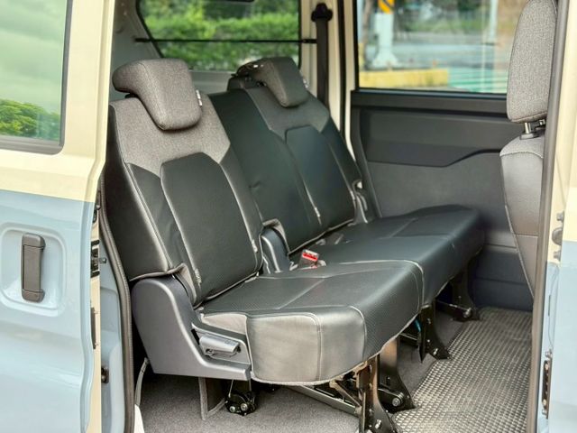 雙色特仕版 ACC 新車含選73萬 電動側踏板 安卓機 360環景  第6張相片