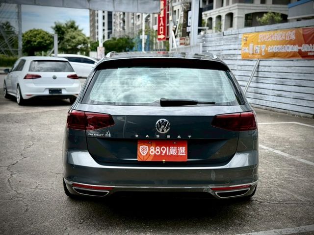 R LINE外觀 鋁圈 短彈簧 感應頭燈 CAR PLAY  第3張相片