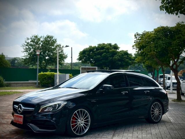 AMG 45 小改款 381P 全景天窗 盲點 蘋果樹排檔頭  第1張相片