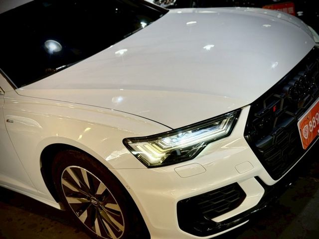 市場稀有 Quattro S Line LV2跟車 車道維持 Audi 公路套件  第14張相片