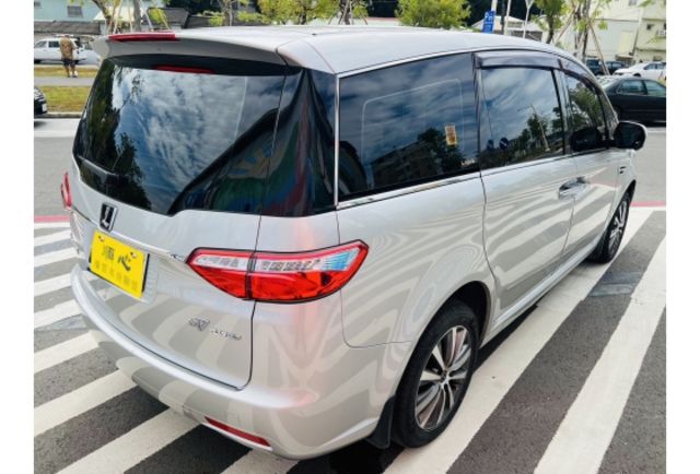 2015年 LUXGEN M7 2.2T 旗艦  第8張相片