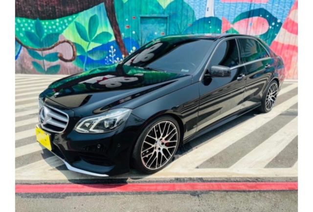 賓士 E200 AMG  第3張相片