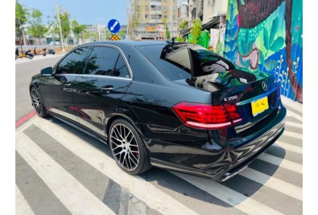 賓士 E200 AMG  第6張相片