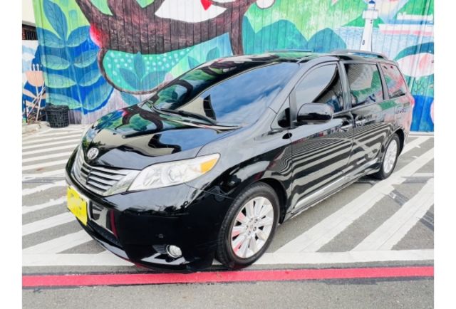 Toyota SIENNA  第2張相片