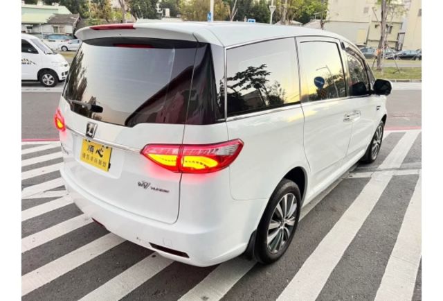 LUXGEN M7 TURBO ECO HYPER  第3張相片
