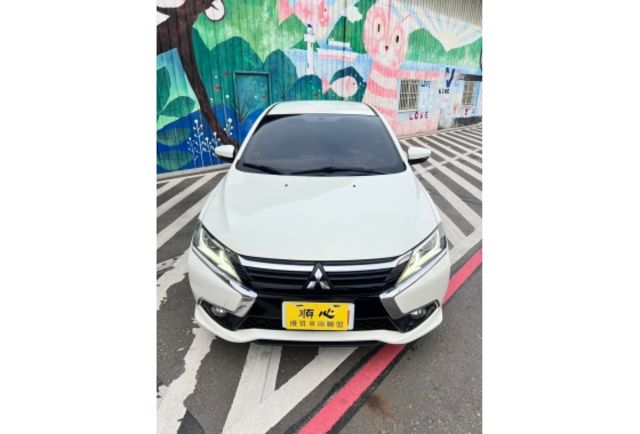 Mitsubishi LANCER  第7張相片