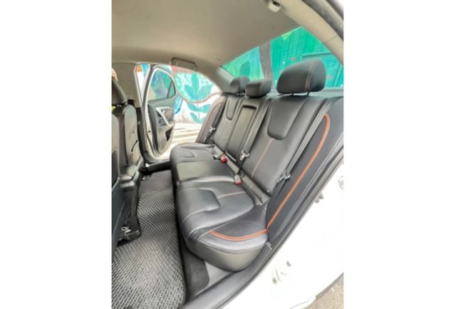 Mitsubishi LANCER  第10張相片