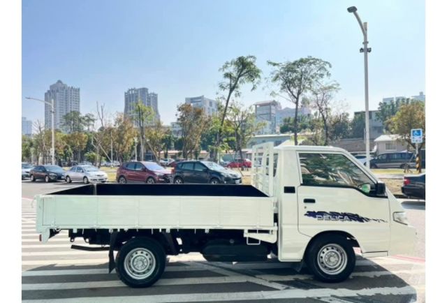 Mitsubishi DELICA  第7張相片