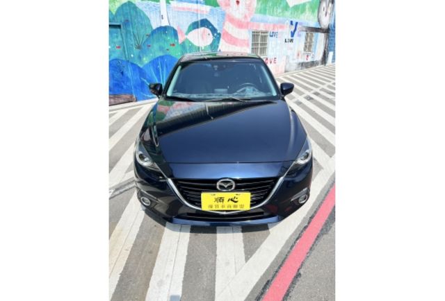 Mazda MAZDA3  第2張相片