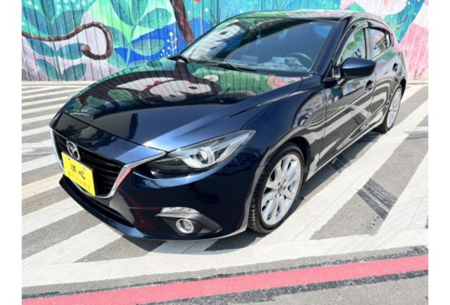 Mazda MAZDA3  第3張相片