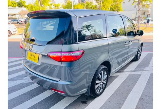 LUXGEN M7 TURBO ECO HYPER  第7張相片