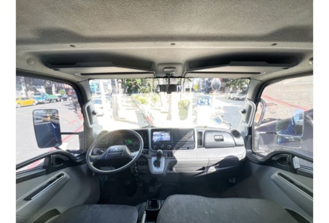 Mitsubishi CANTER  第10張相片