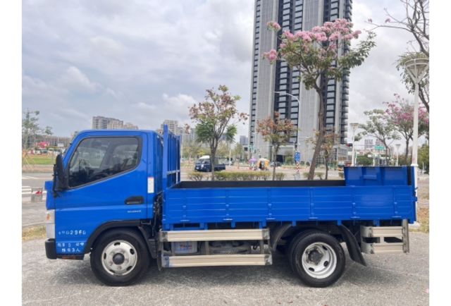 Mitsubishi CANTER  第2張相片