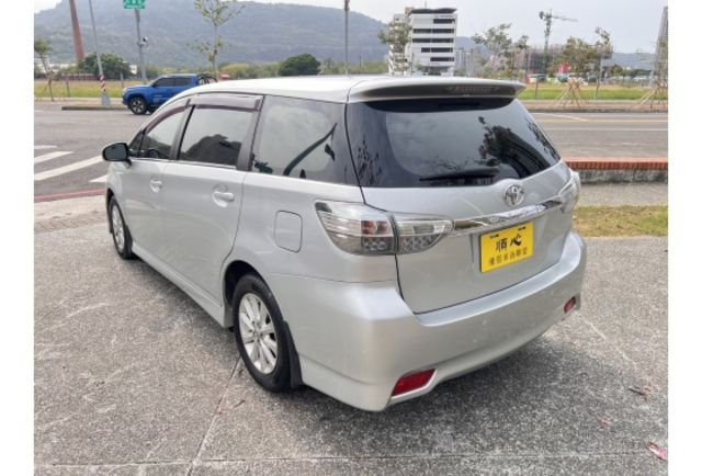 Toyota WISH  第3張相片